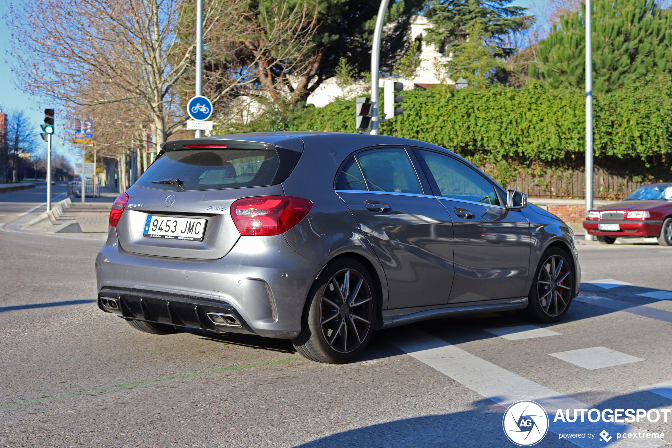 Mercedes-AMG A 45 W176 2015