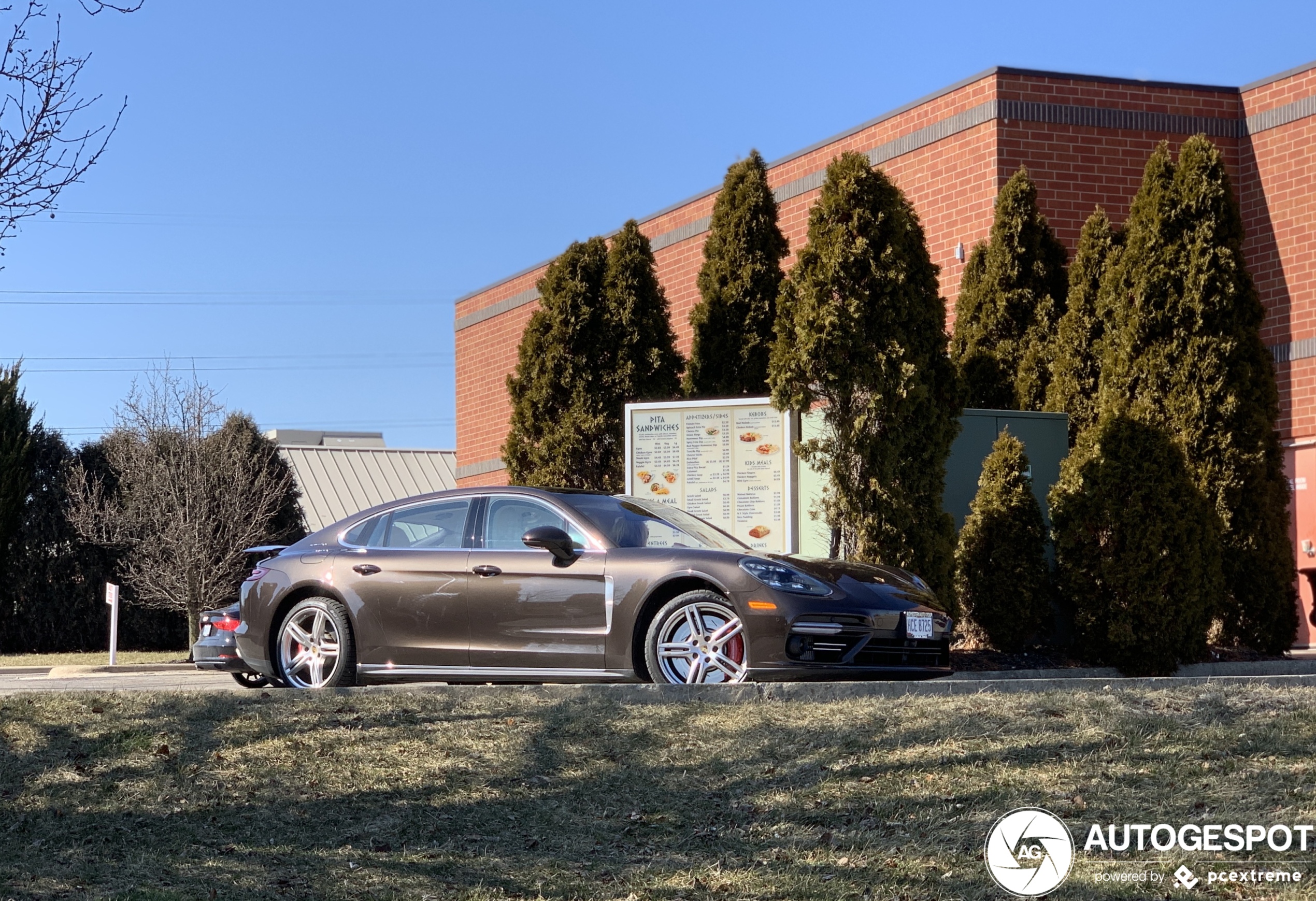 Porsche 971 Panamera Turbo Executive