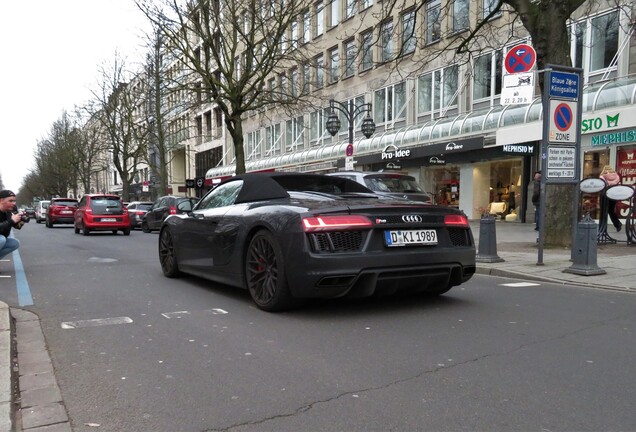 Audi R8 V10 Spyder 2016