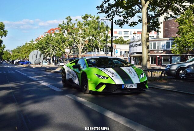 Lamborghini Huracán LP640-4 Performante