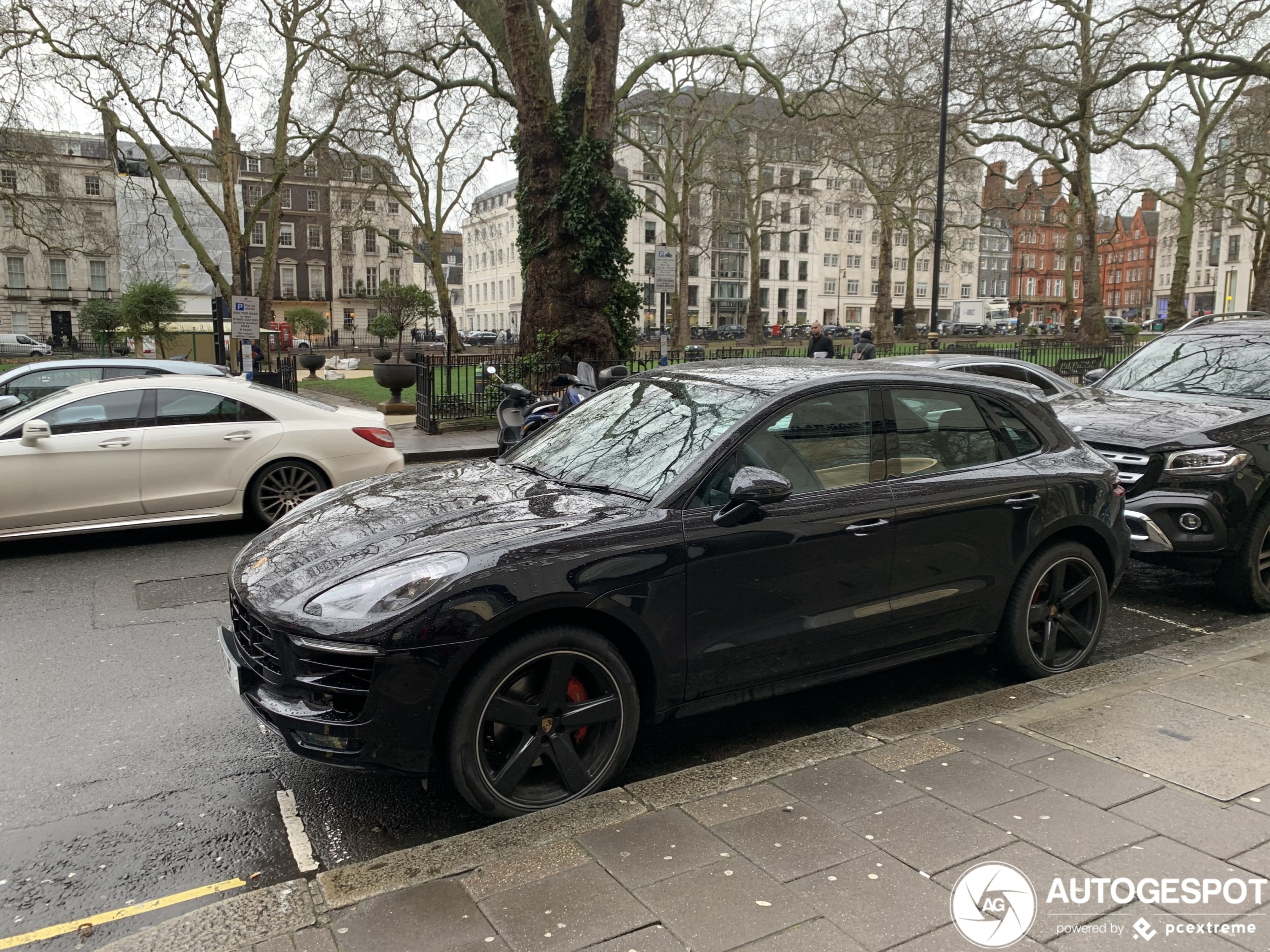 Porsche 95B Macan Turbo