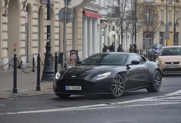 Aston Martin DB11