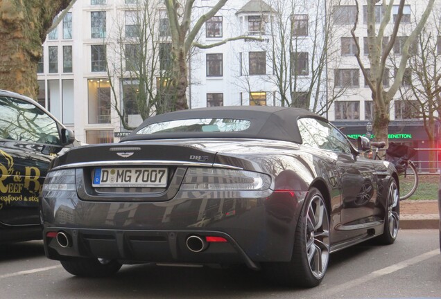 Aston Martin DBS Volante