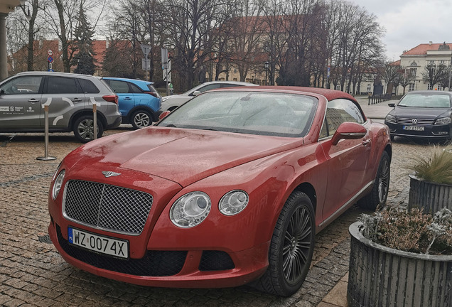 Bentley Continental GTC 2012