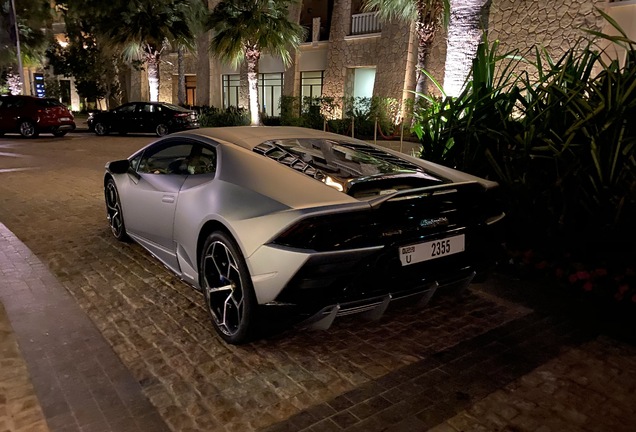 Lamborghini Huracán LP640-4 EVO