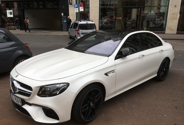 Mercedes-AMG E 63 S W213