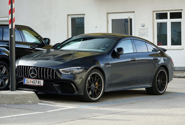 Mercedes-AMG GT 63 S X290