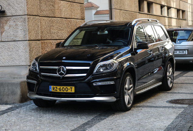 Mercedes-Benz GL 63 AMG X166