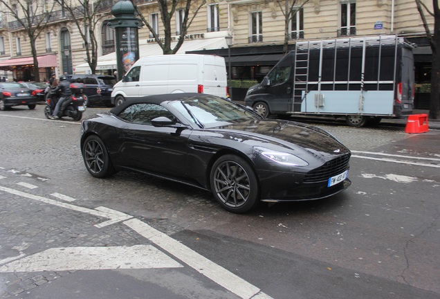 Aston Martin DB11 V8 Volante