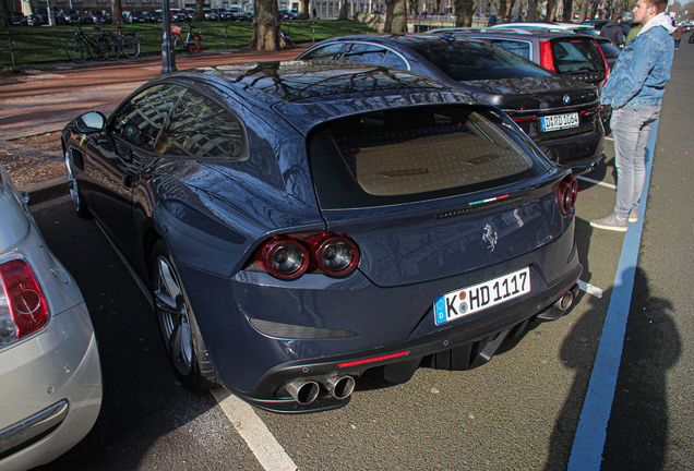 Ferrari GTC4Lusso