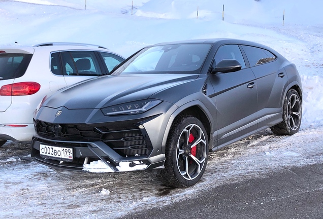 Lamborghini Urus