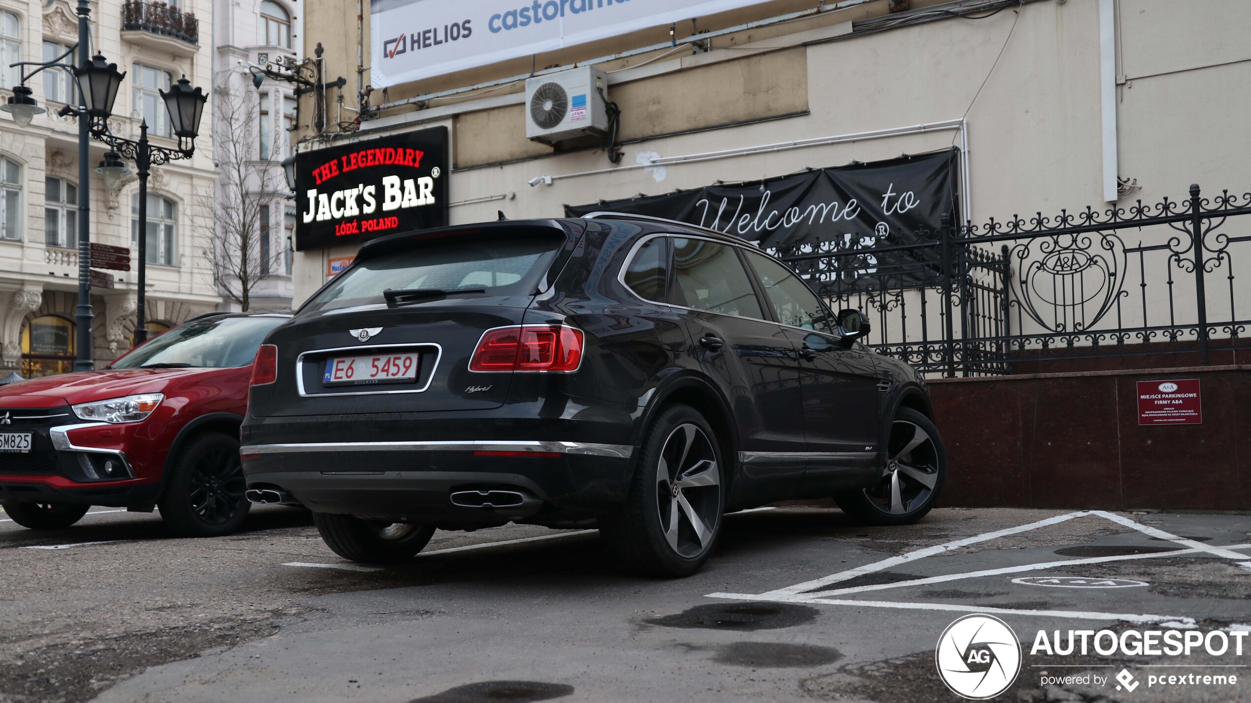 Bentley Bentayga Hybrid