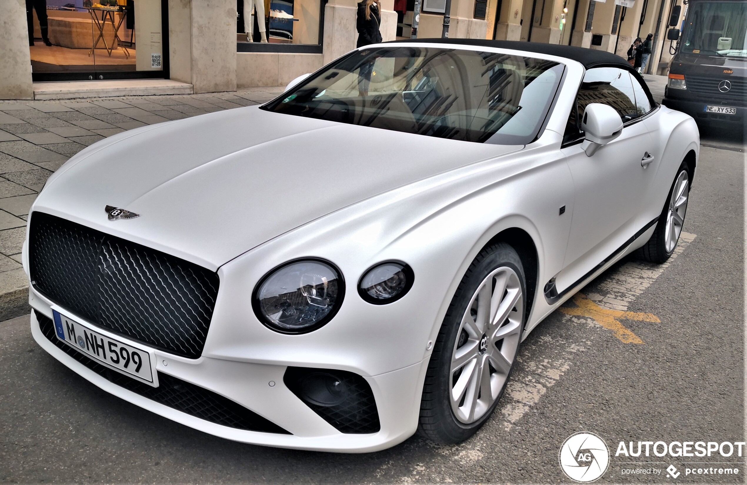 Bentley Continental GTC 2019 First Edition