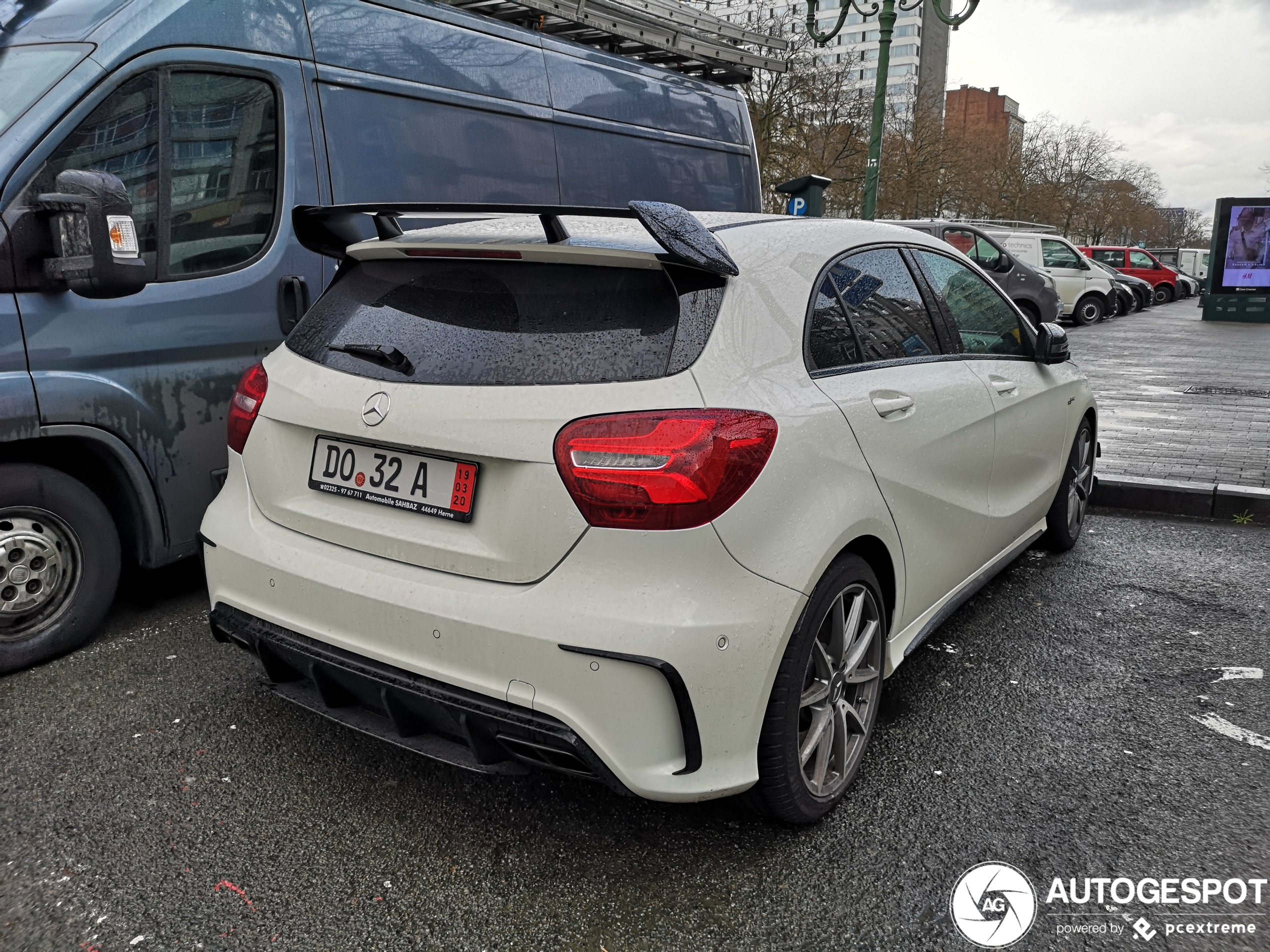 Mercedes-AMG A 45 W176 2015