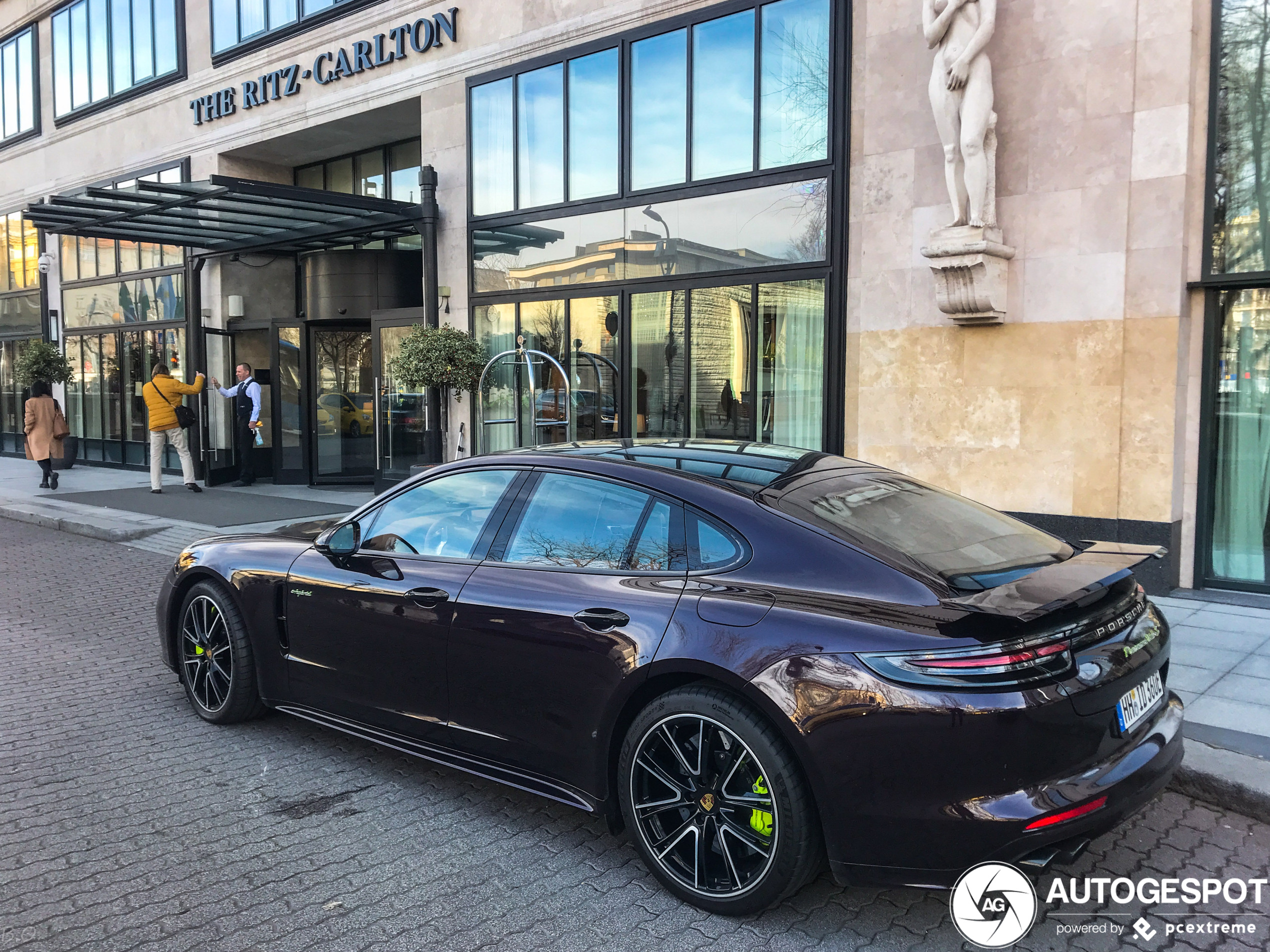 Porsche 971 Panamera Turbo S E-Hybrid