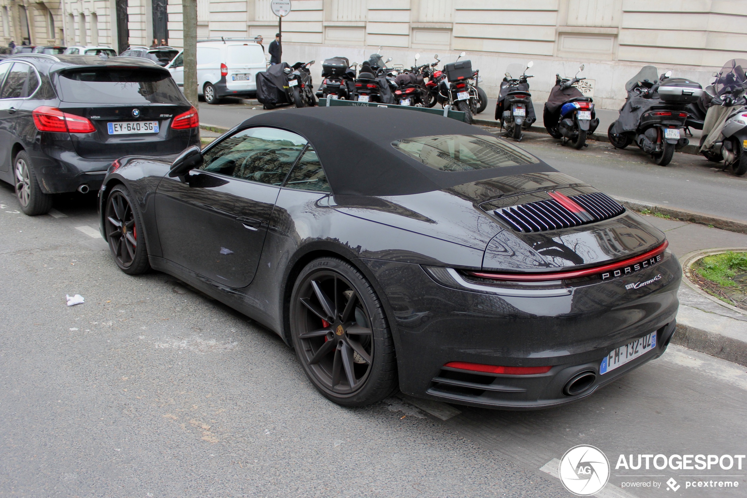 Porsche 992 Carrera 4S Cabriolet