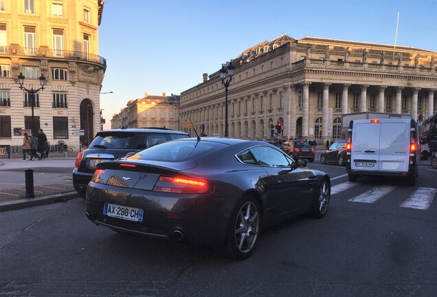 Aston Martin V8 Vantage