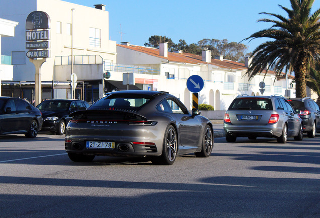 Porsche 992 Carrera 4S