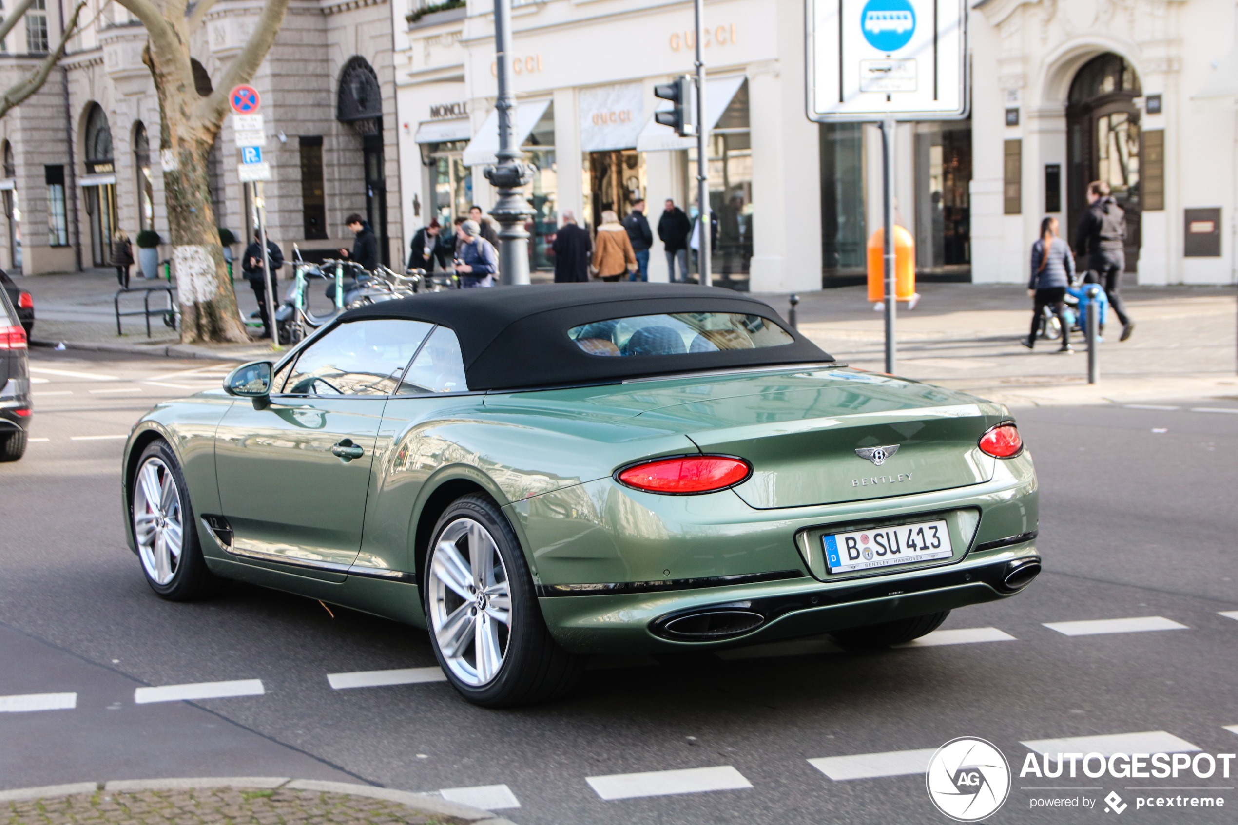 Bentley Continental GTC 2019