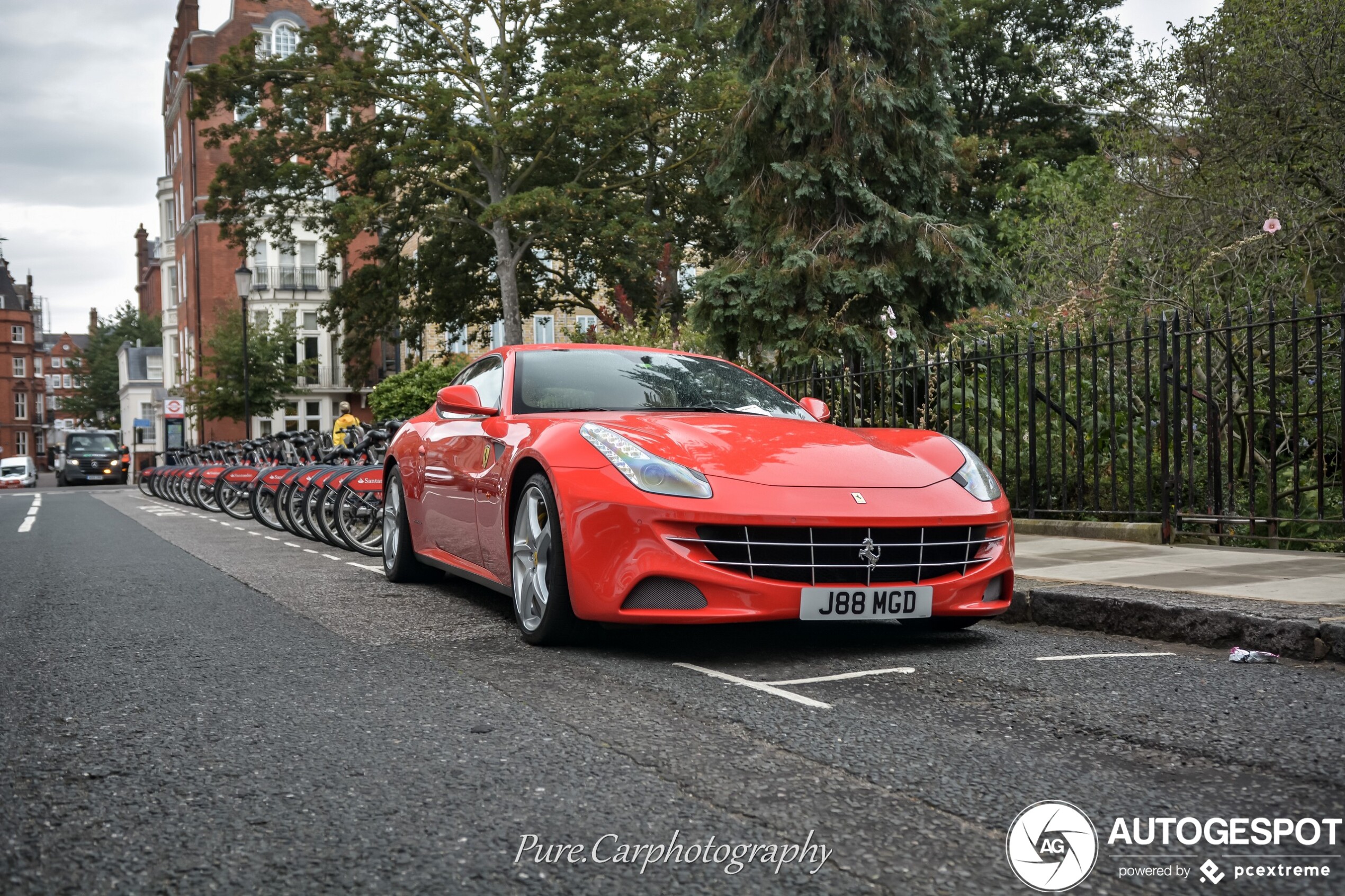 Ferrari FF