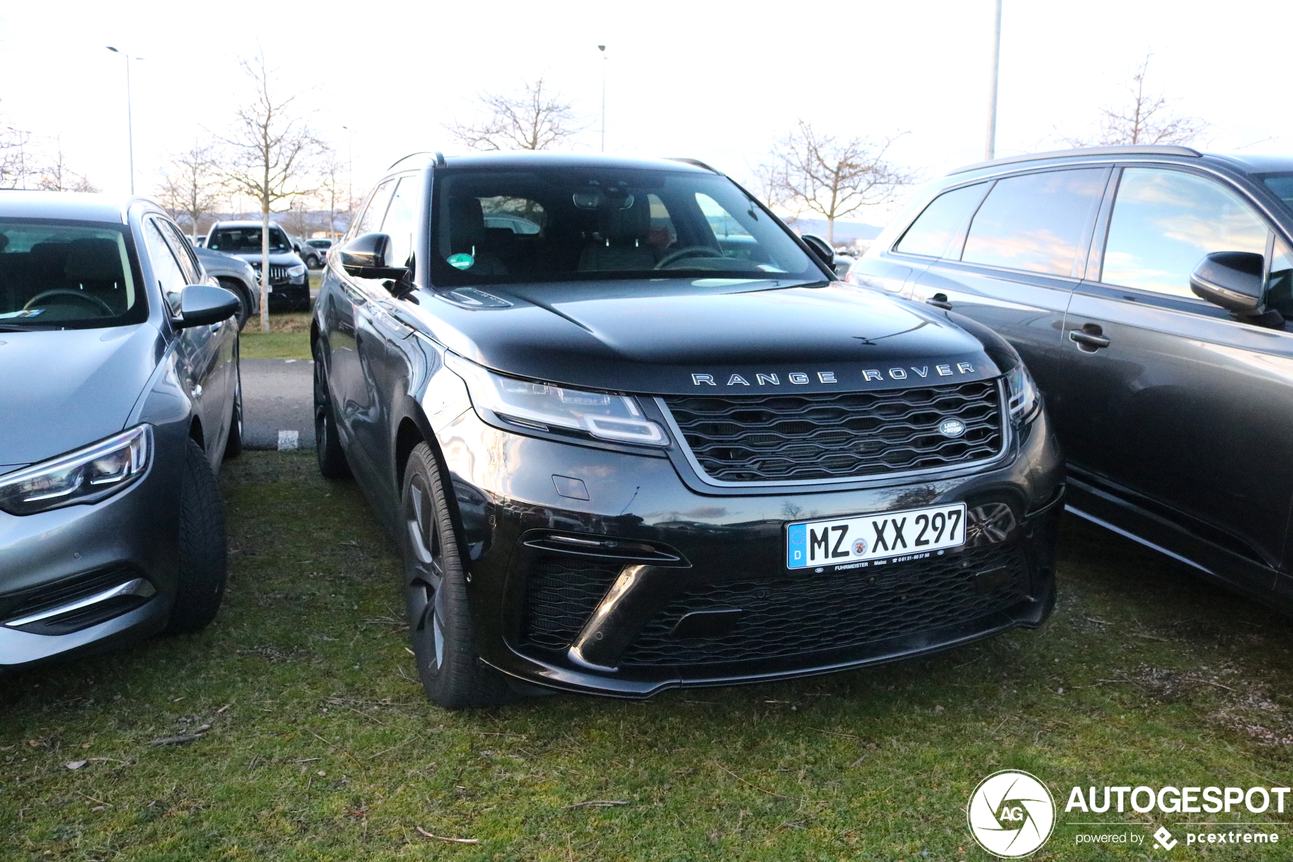 Land Rover Range Rover Velar SVAutobiography