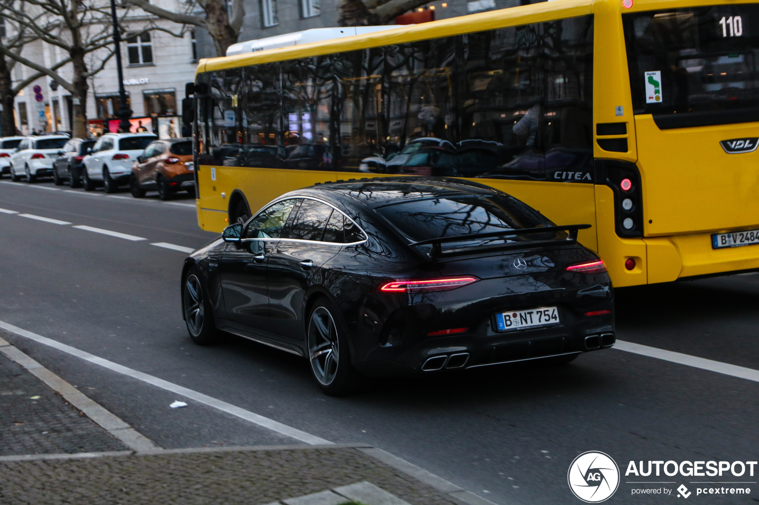 Mercedes-AMG GT 63 X290