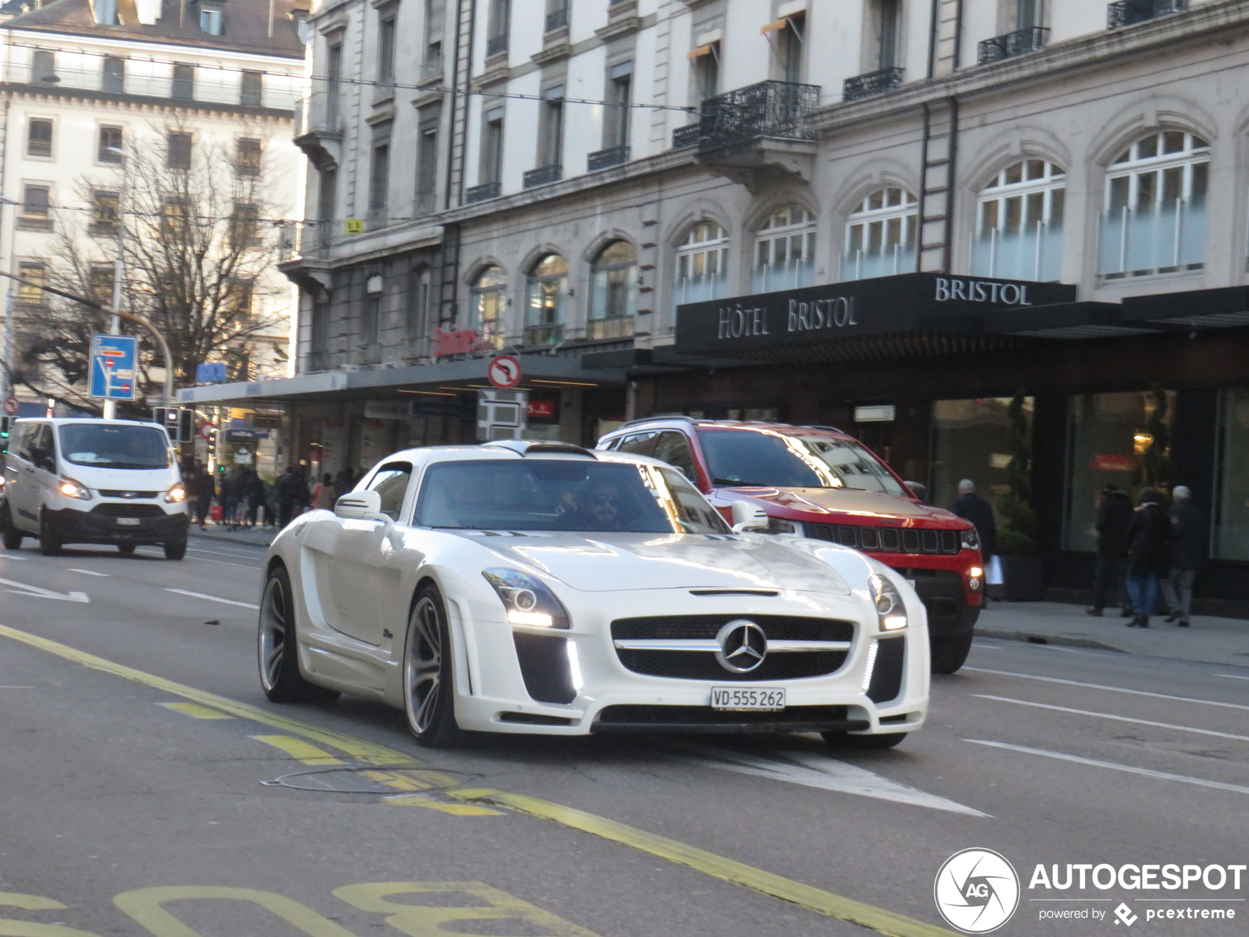 Mercedes-Benz FAB Design SLS AMG Gullstream