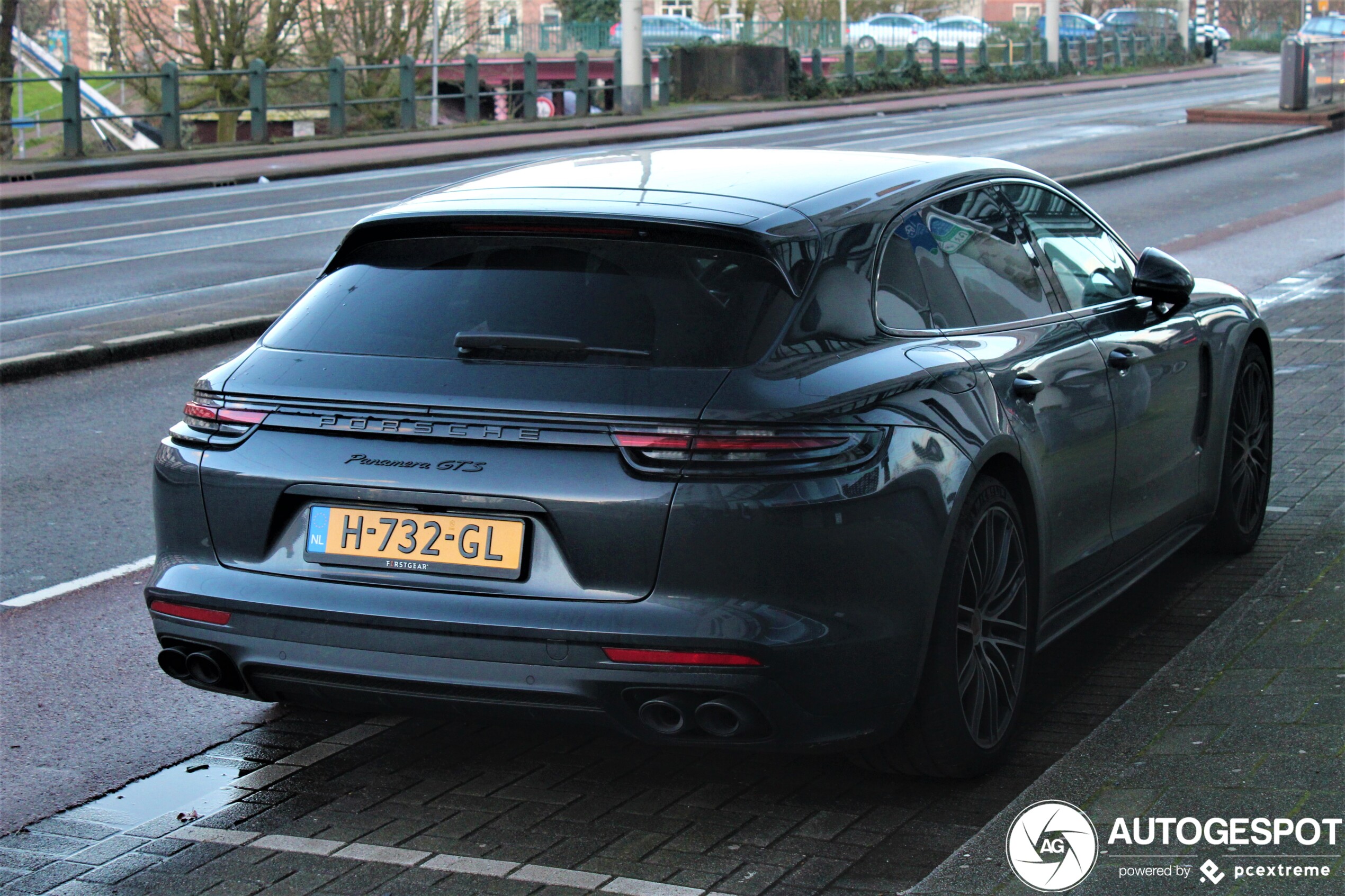 Porsche 971 Panamera GTS Sport Turismo