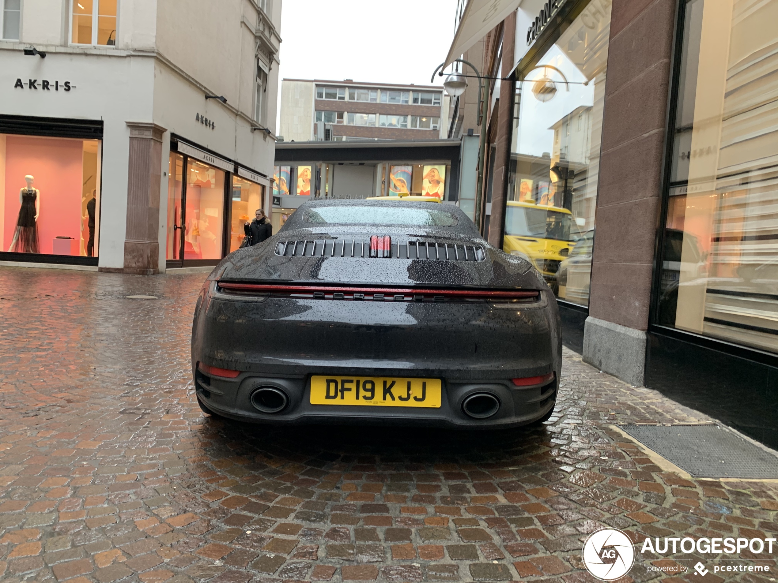 Porsche 992 Carrera 4S Cabriolet