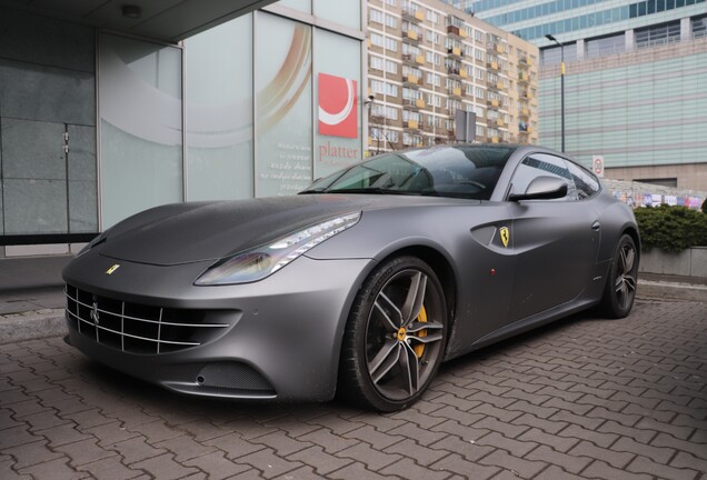 Ferrari FF