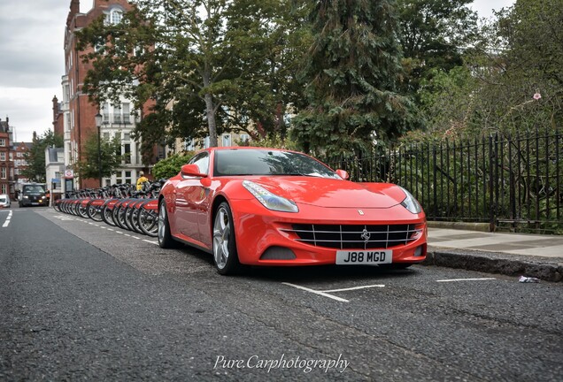 Ferrari FF