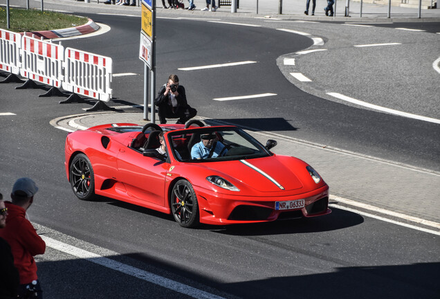 Ferrari Scuderia Spider 16M