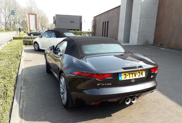 Jaguar F-TYPE S Convertible