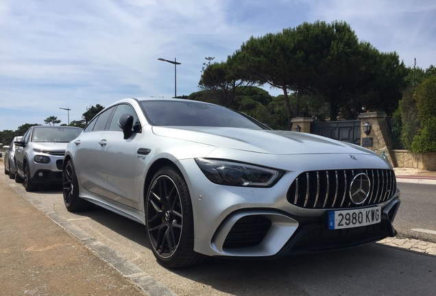 Mercedes-AMG GT 63 S X290