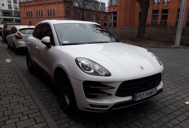 Porsche 95B Macan Turbo