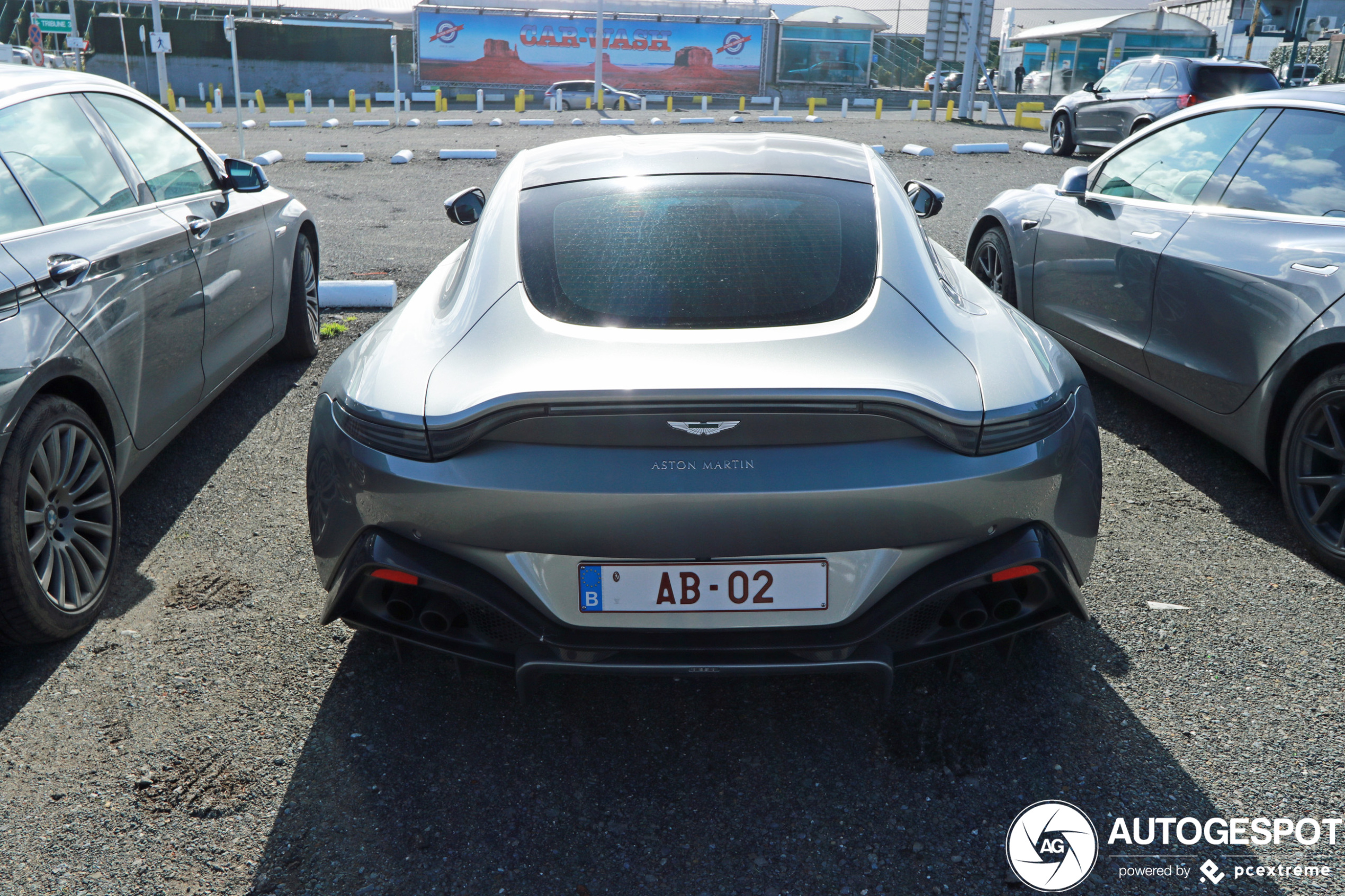 Aston Martin V8 Vantage 2018