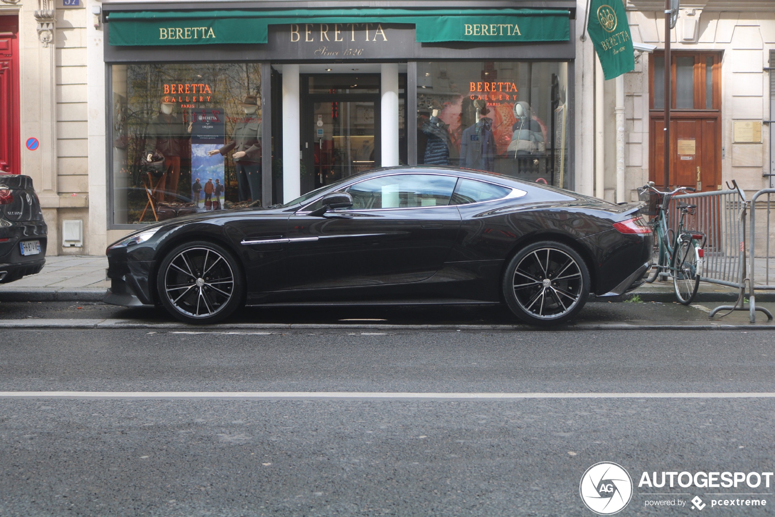 Aston Martin Vanquish 2013