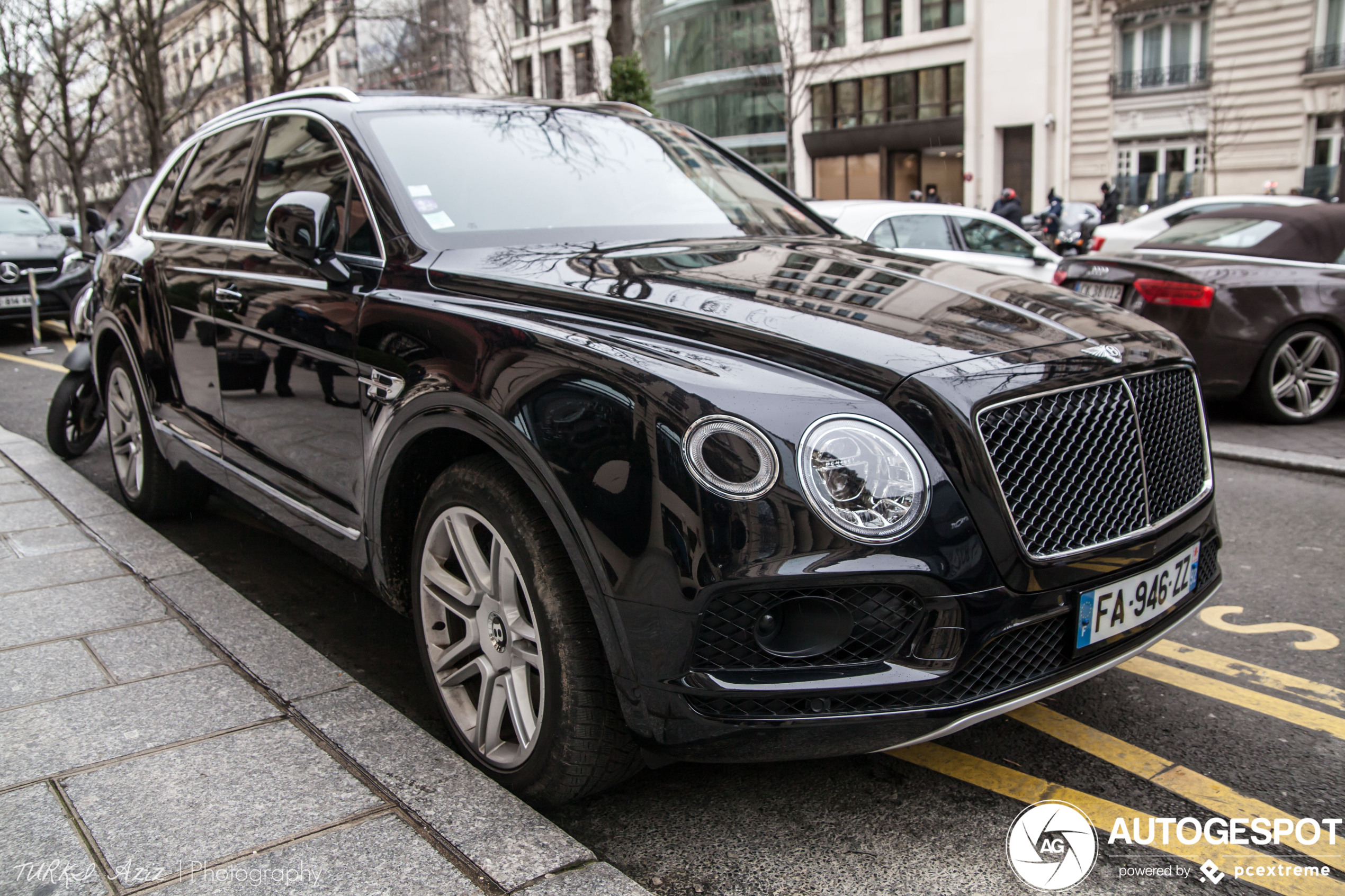 Bentley Bentayga V8