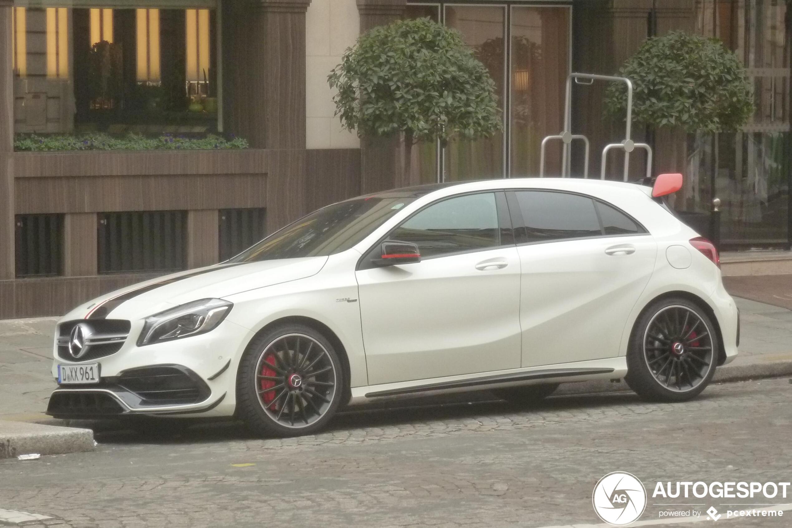 Mercedes-AMG A 45 W176 2015