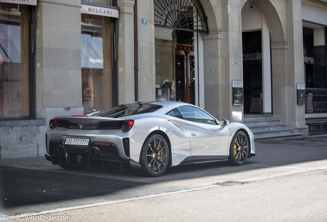 Ferrari 488 Pista