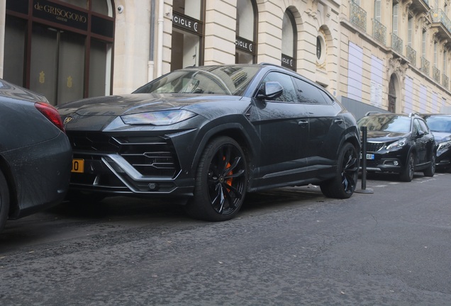 Lamborghini Urus