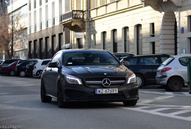 Mercedes-Benz CLA 45 AMG C117