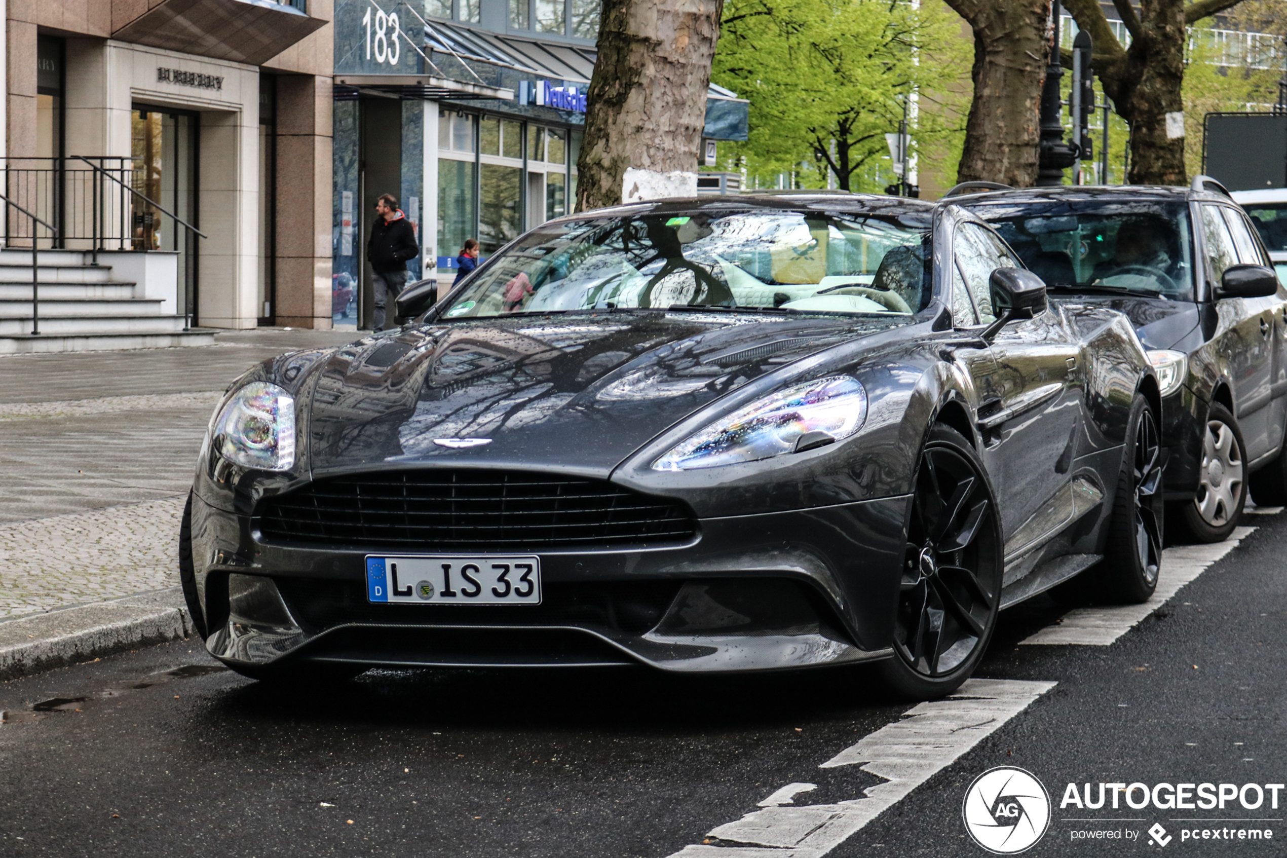 Aston Martin Vanquish 2013