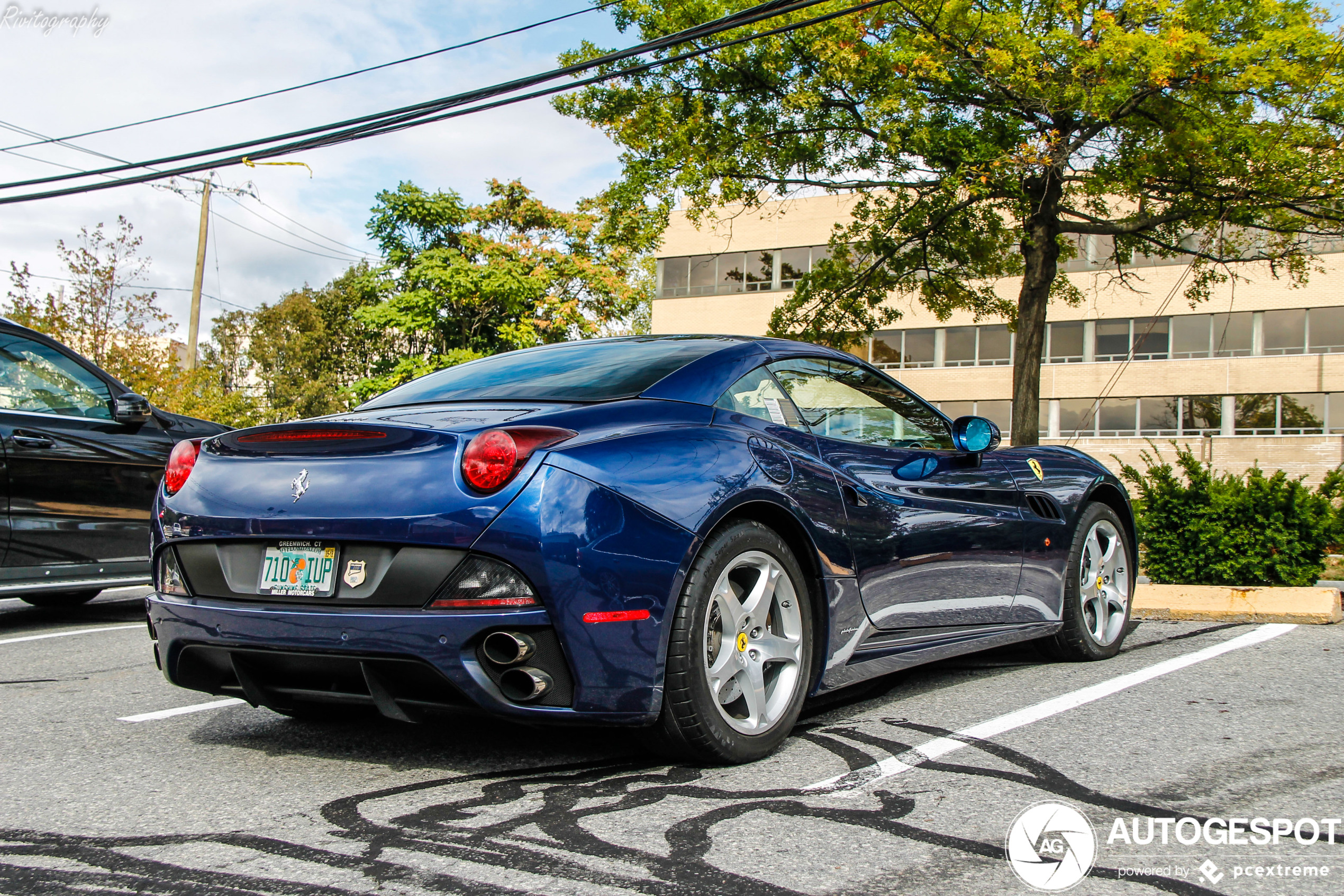 Ferrari California