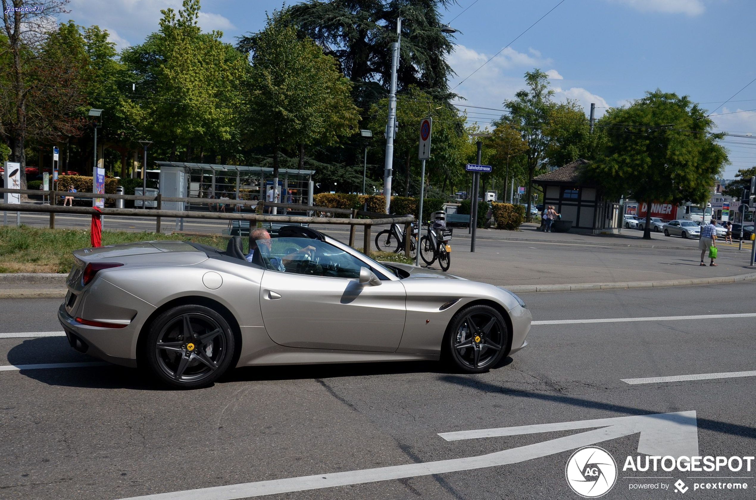 Ferrari California T