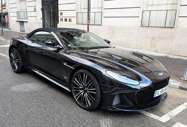 Aston Martin DBS Superleggera Volante