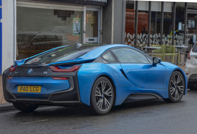 BMW i8