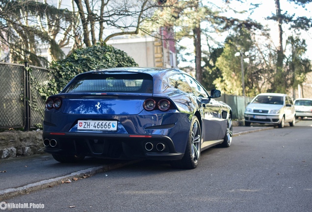 Ferrari GTC4Lusso