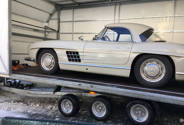 Mercedes-Benz 300SL Roadster