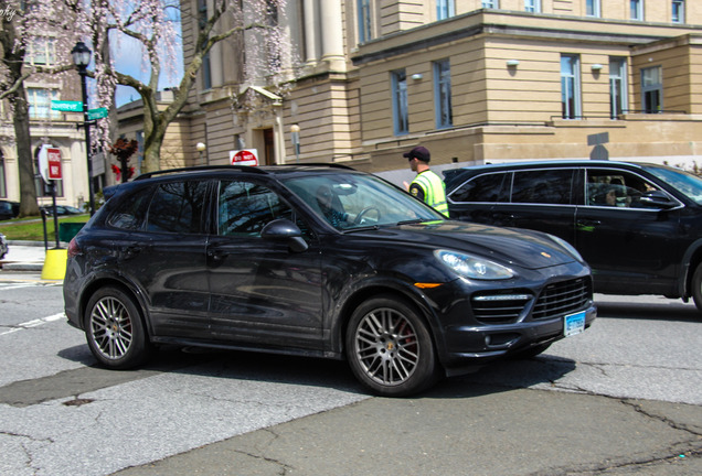 Porsche 958 Cayenne GTS